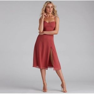 (NEW) Windsor Rose Chiffon Midi Dress